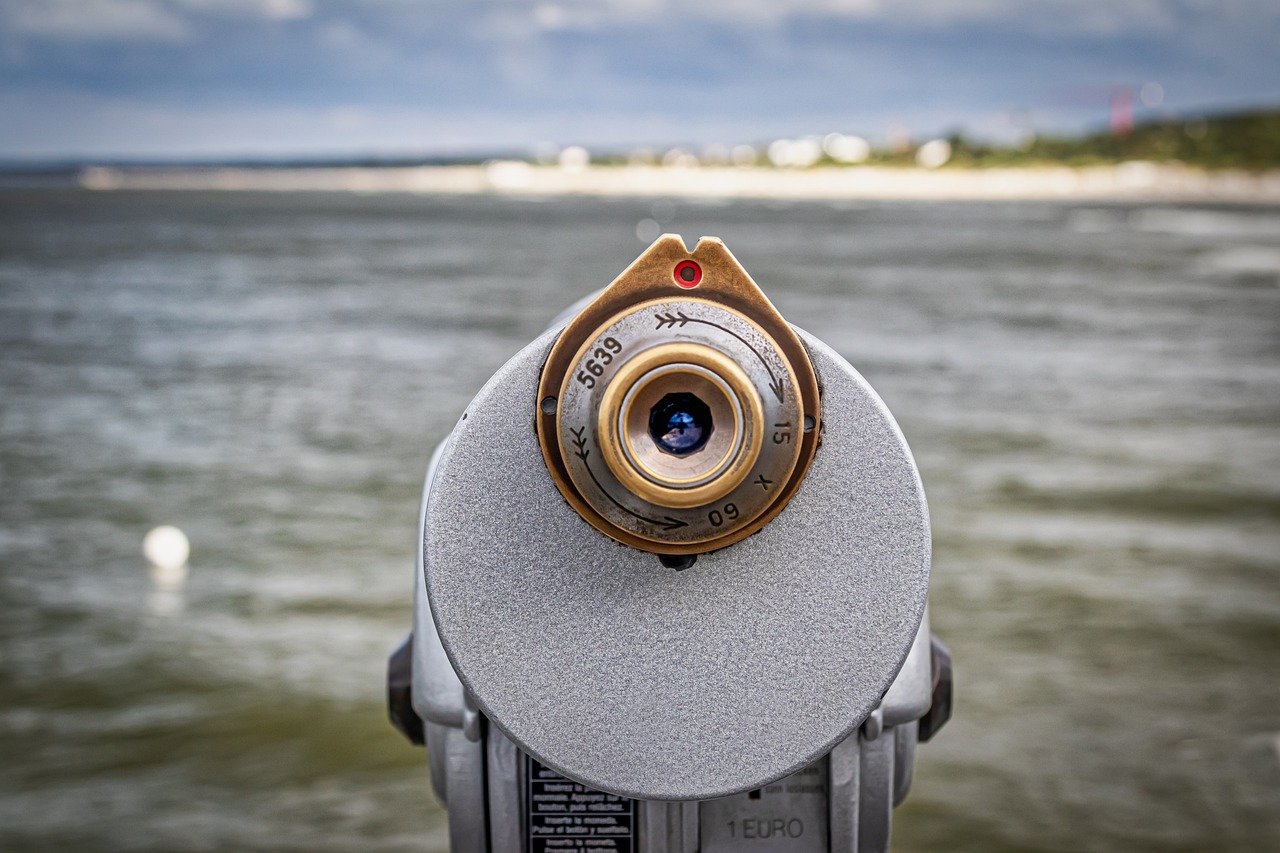 binoculars, telescope, watch-4367215.jpg